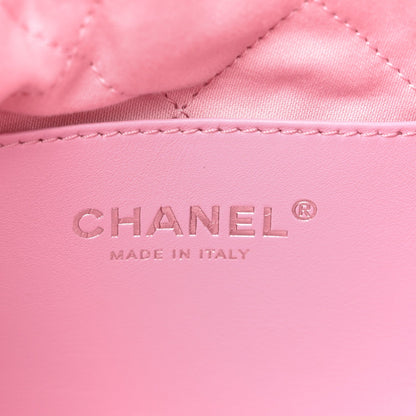 Metallic Lambskin Lacquered Monochrome Quilted Mini Chanel 22 Pink