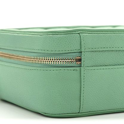 Caviar Quilted Medium CC Filigree Vanity Case Green