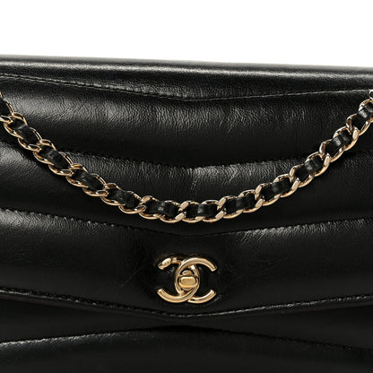 Lambskin Chevron Quilted Wallet On Chain WOC Black