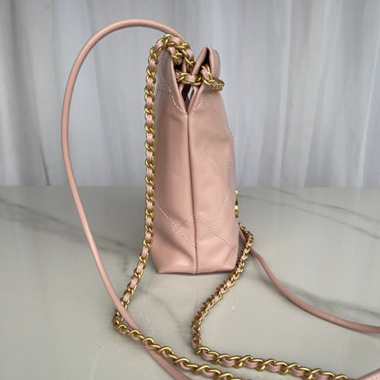 Chanel 22 Bag