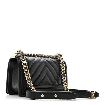 Caviar Chevron Quilted Small Boy Flap Black